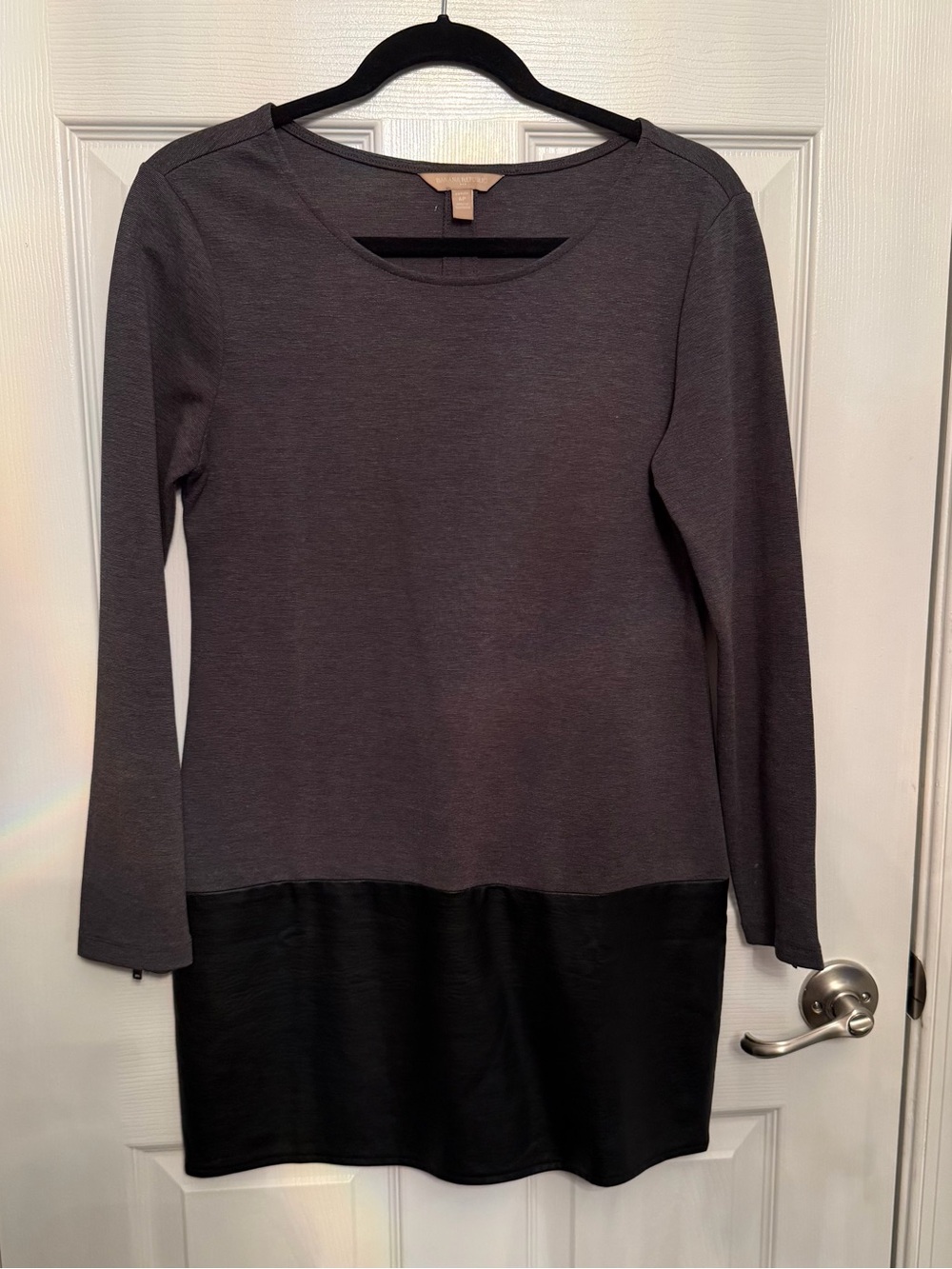 Banana Republic Gray & Black Long Sleeve Tunic Dress